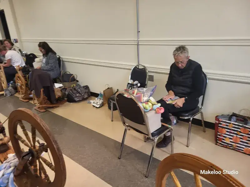 Atelier de filage en petit groupe